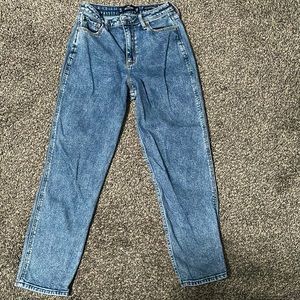 Curvy ultra high rise mom jeans; Hollister